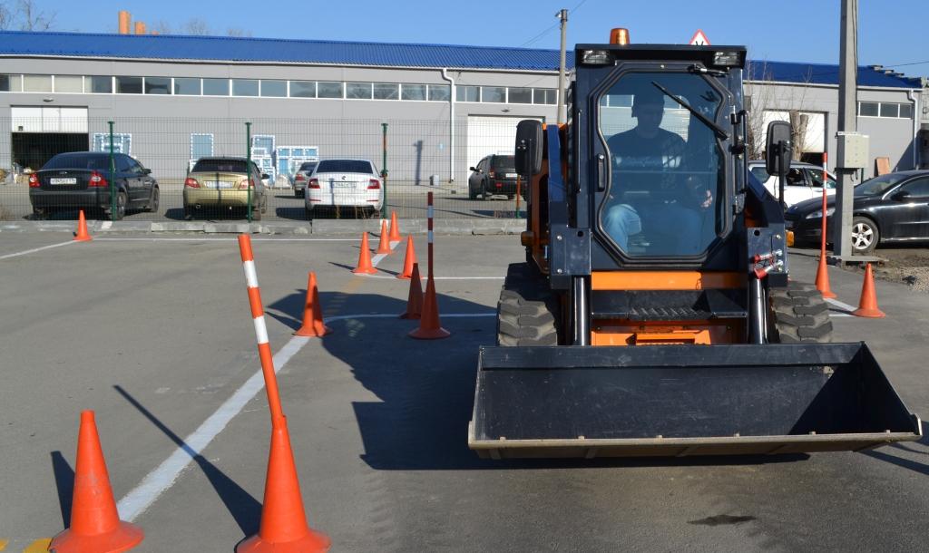 Разъяснения к Постановлению "Об утверждении Правил допуска к управлению самоходными машинами и				выдачи удостоверений тракториста-машиниста (тракториста)"